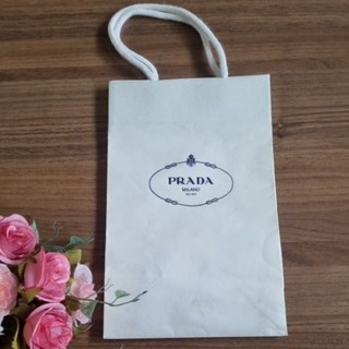 ถุงกระดาษ PRADA แท้ ขนาด ส.25 ×16 cm.