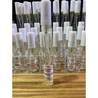 น้ำหอม กลิ่น Berry Her 10 ML.