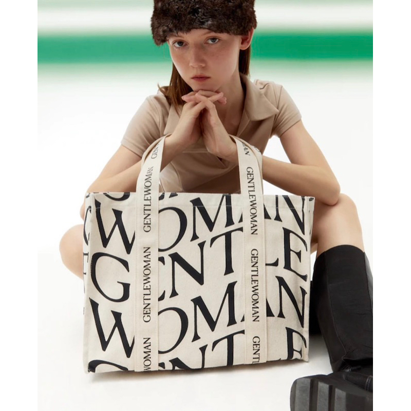 [พร้อมส่ง] กระเป๋า Cosmos Box Tote Bag