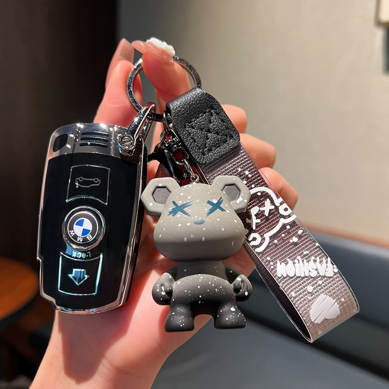 เคสรีโมทรถ BMW E90 E60 ดำเงาเส้นสีเงิน และสีขาวเส้นเงิน ดูเรียบหรู (Silver-Line TPU Key Case)