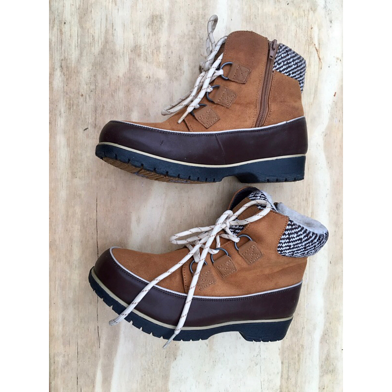 รองเท้าบูทหุ้มข้อ Boot แบรนด์ NUOVO  size 37-38