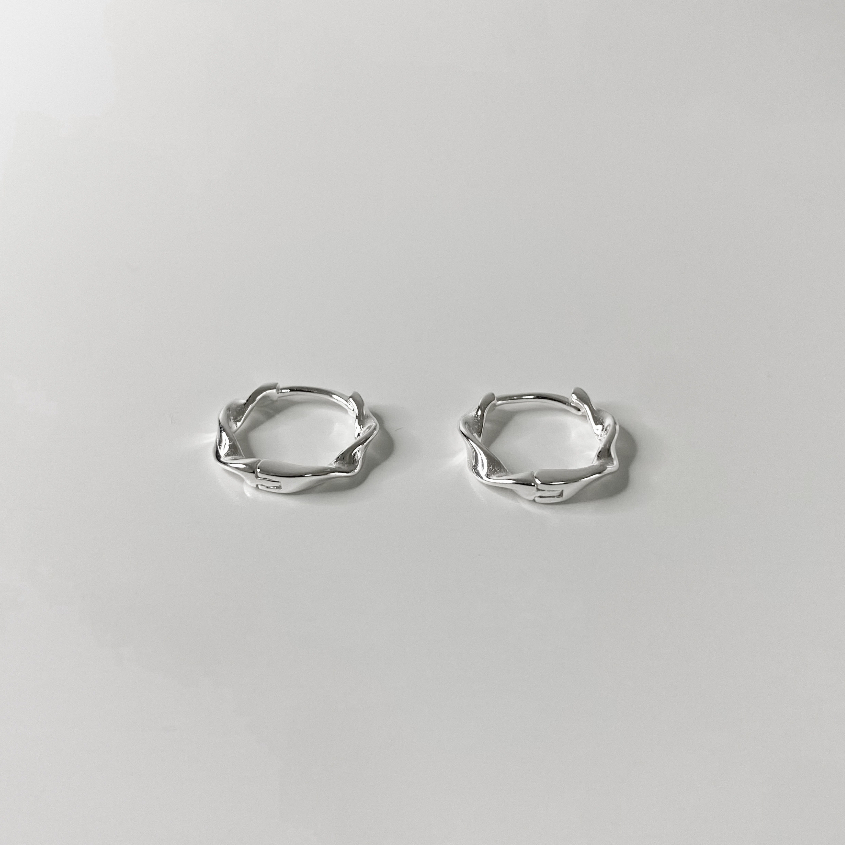 annita.silver -Twisted hoop earrings //ต่างหูห่วงเกลียวแบบล็อค เงินแท้925 เหมาะกับคนแพ้ง่าย