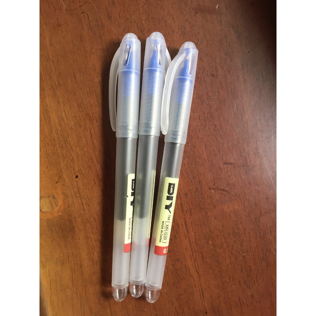 HORSE ปากกาลูกลื่น รุ่น H-301 หมึกสีน้ำเงิน ขนาด 0.5 มม. (แพ็ค 50 ด้าม)