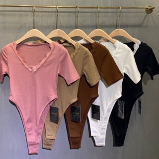 🔥พร้อมส่ง🔥 Bodysuit บอดี้สูทแขนสั้นคอแต่งลูกไม้