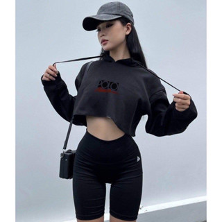 POLO Sweater Crop top มือ 1