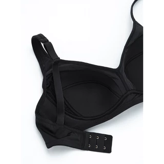Sabina เสื้อชั้นใน Invisible Wire (ไม่มีโครง) รุ่น Function Bra รหัส SBO1206BK สีดำ