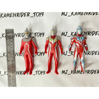 Soft Vinyl Ultraman 5.5" (มีสติกเกอร์ใต้เท้า) มือ 2