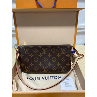 🍀🍀 ปี23 LOUIS VUITTON LV Pochette Accessories