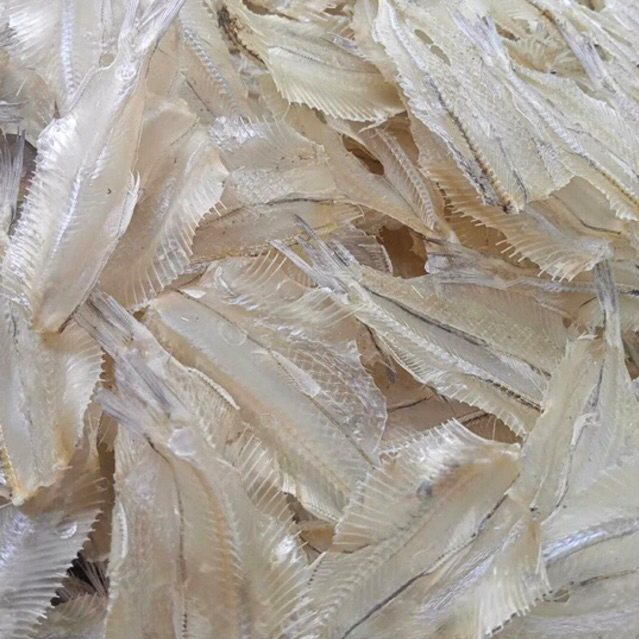 ปลาเกร็ดขาวผ่าตากแห้ง ปลาเสริมแคลเซียม ปลาทะเล ถุงใหญ่ ได้เยอะ คุ้มมากกกก