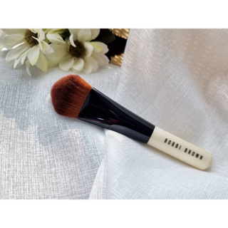 9.15 ลดอีก 180฿ โค้ดshopee[20DDXTRA915]  BOBBI BROWN Precise Buffing Brush