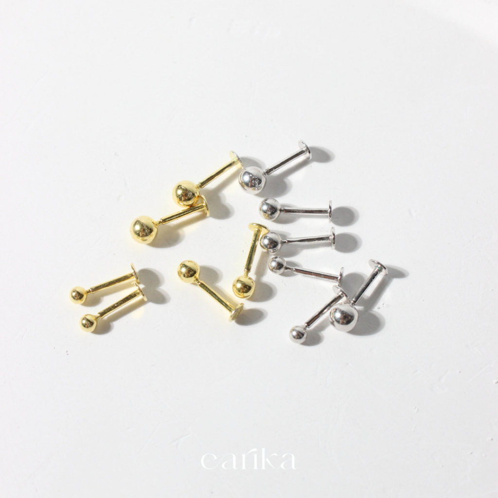 earika.earrings - dot flat labret จิวหูแป้นแบนสุดคลาสสิก มี 2 สี (ราคาต่อชิ้น)เงินแท้ เหมาะสำหรับคนแพ้ง่าย