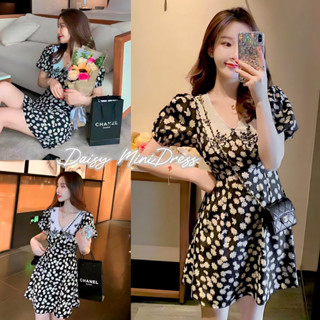 พร้อมส่ง Daisy Mini Dress เดรสคอบัวลายดอกเดซี่ โทนสีดำขาว น่ารักๆ แต่งแขนตุ๊กตา งานป้ายypy เดรสลายดอกไม้