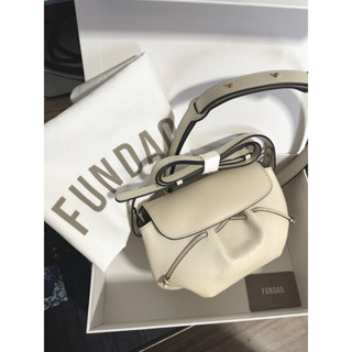 🎀ใส่โค้ดลดเพิ่ม10-20%🤍กระเป๋า Fundao bag (Fundaoera) รุ่น Acorn สีIvory