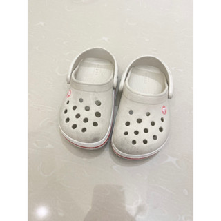 crocs มือ2 มี 2สี ขนาด C6