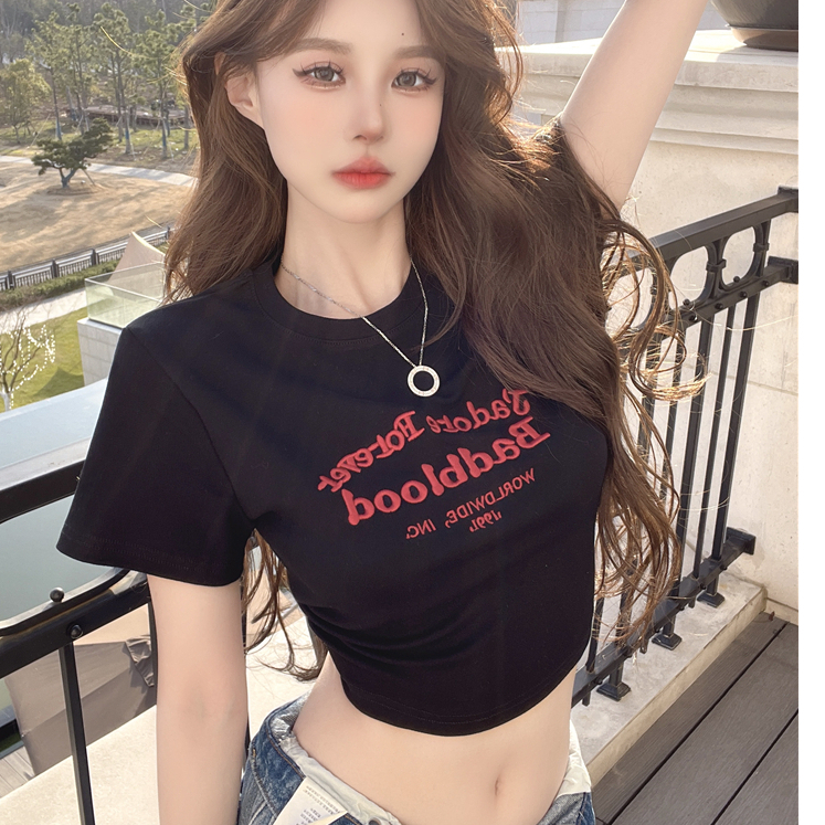 MC168เสื้อยืดผู้หญิง เสื้อผ้าแฟชั่นผู้หญิง ด้านบนสั้น