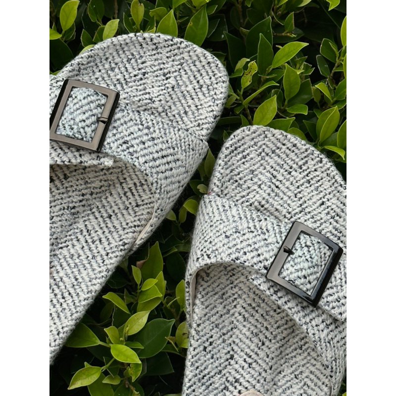 (ไม่ผลิตเพิ่ม)The Street Wear Studio - Casa Sandals | รองเท้าแตะปรับหน้าเท้าได้