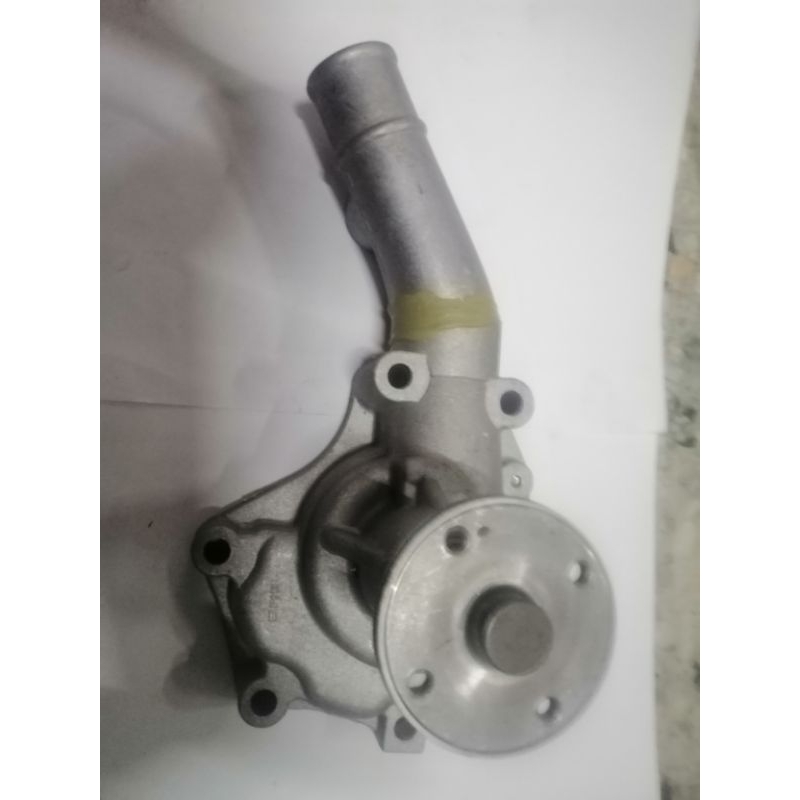 ปั้มน้ำ​TOYOTA​ ​RN​-25คอยาวยี่ห้อ​GMB​ JAPAN