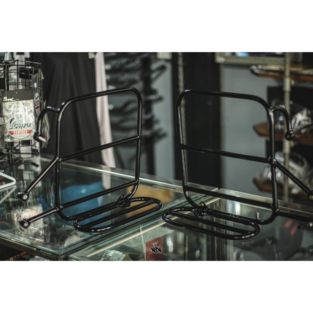 แร็คข้าง Triumph bobber / luggage rack triumph bobber