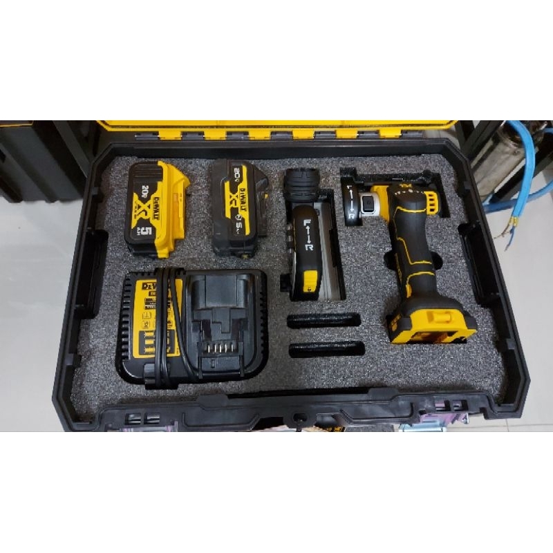 DeWALT โฟมกล่องมือTstak รุ่น DCS438