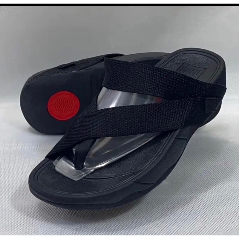 รองเท้าเเตะ fitflop สลิงรุ่นใหม่ สวย ใส่ได้ทั้ง หญิงและชายไซร้ 36----44