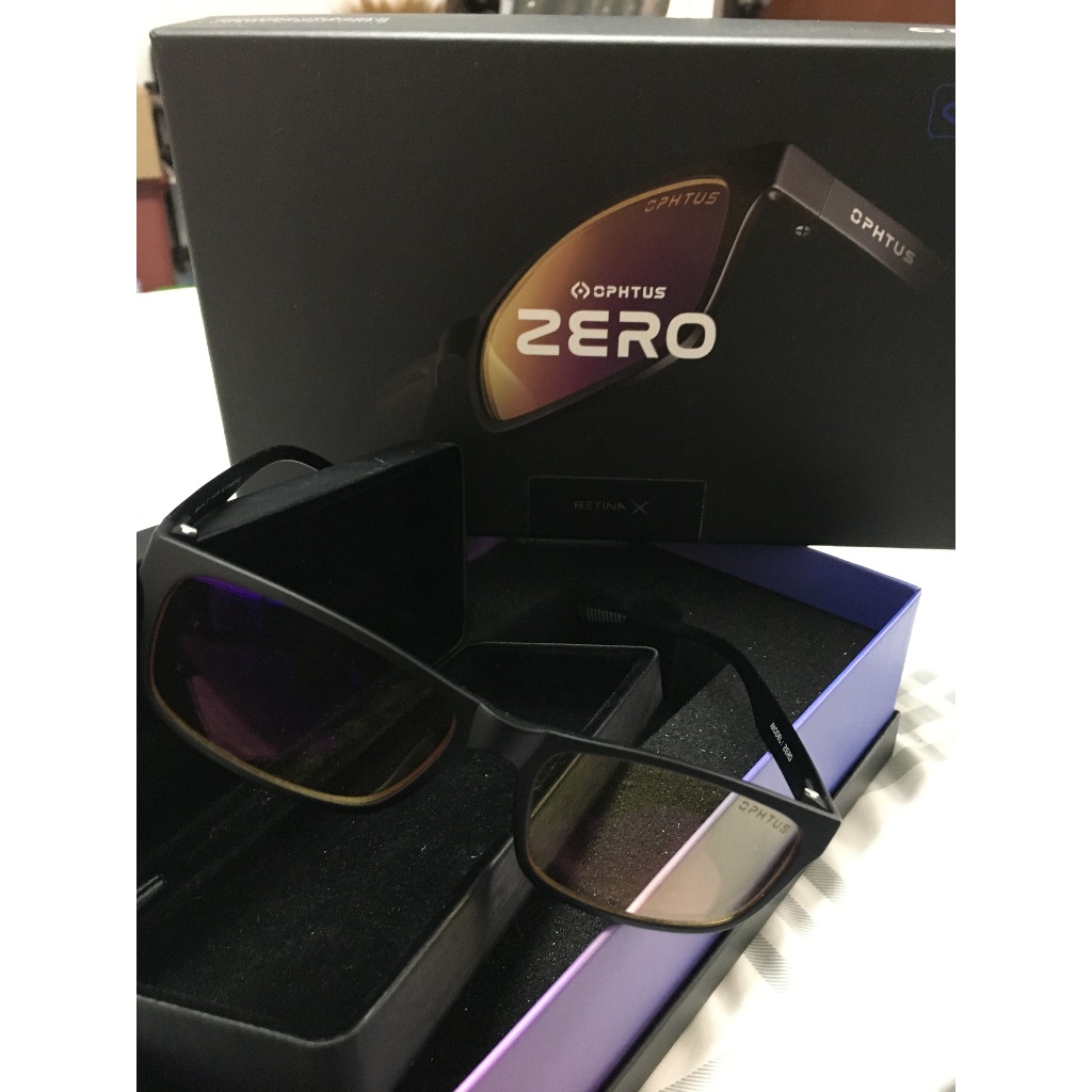 OPHTUS แว่นกรองแสงสำหรับเกมเมอร์ รุ่น Zero เลนส์ RetinaX Amber (สินค้ามือสอง)
