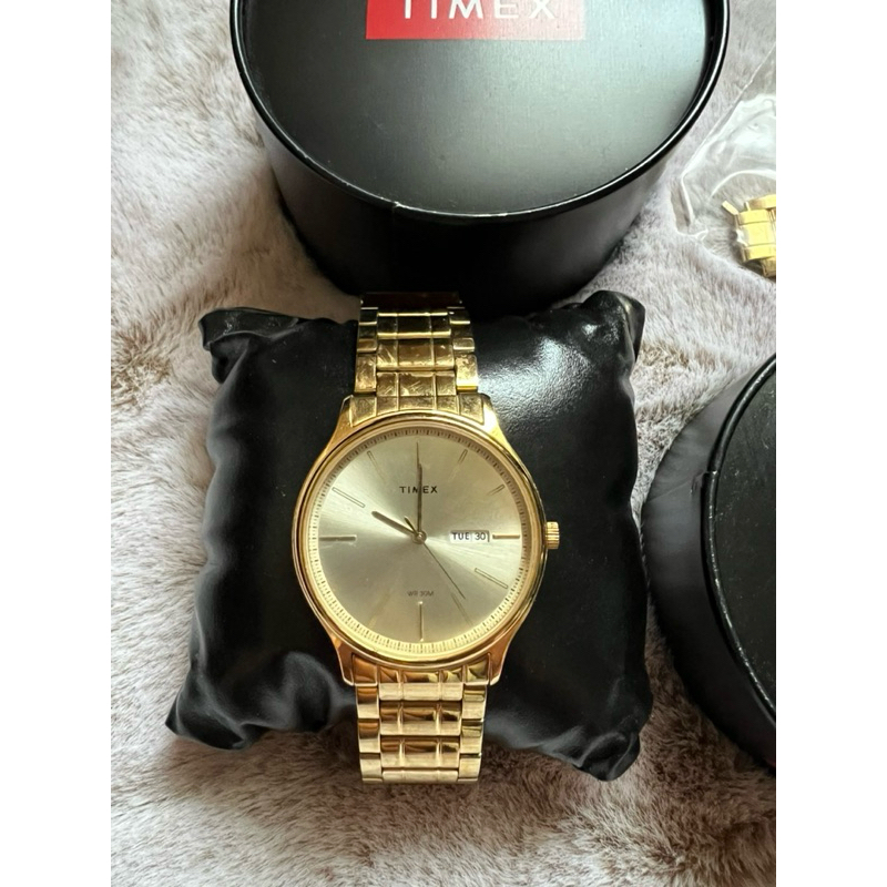 ส่งต่อ นาฬิกา สีทอง ผู้ชาย ผู้หญิง Timex ของแท้