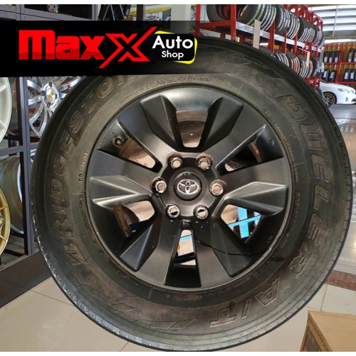 ล้อแม็กซ์แท้ถอด TOYOTA REVO ขอบ 17 6 รู-139  สีดำ พร้อมยางถอดสภาพดี BRIDGESTONE D693  **มีชุดเดียวเท