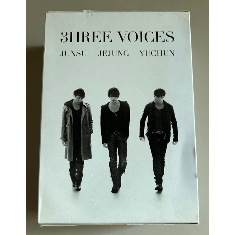 ดีวีดี ของแท้ ลิขสิทธิ์ มือ2สภาพดี...ราคา599บาท “JYJ”ดีวีดี“3HREE VOICES (JUNSU/ JEJUNG/YUCHUN)”(4DV