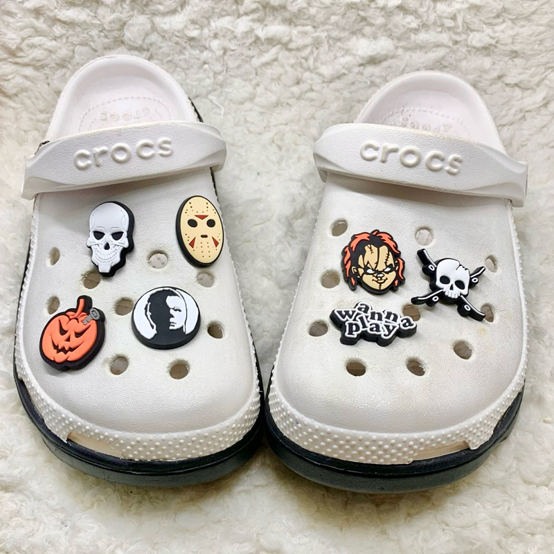 JBG🌈⚡️🤩 ตัวติดรองเท้ามีรู ผี ” ฮาโลวีน ” 🌈👠ShoeCharm “ Halloween ” สิงหา สับ สนุกกับฮาโลวีน แบบเกร๋ๆ อินเทรนสุด