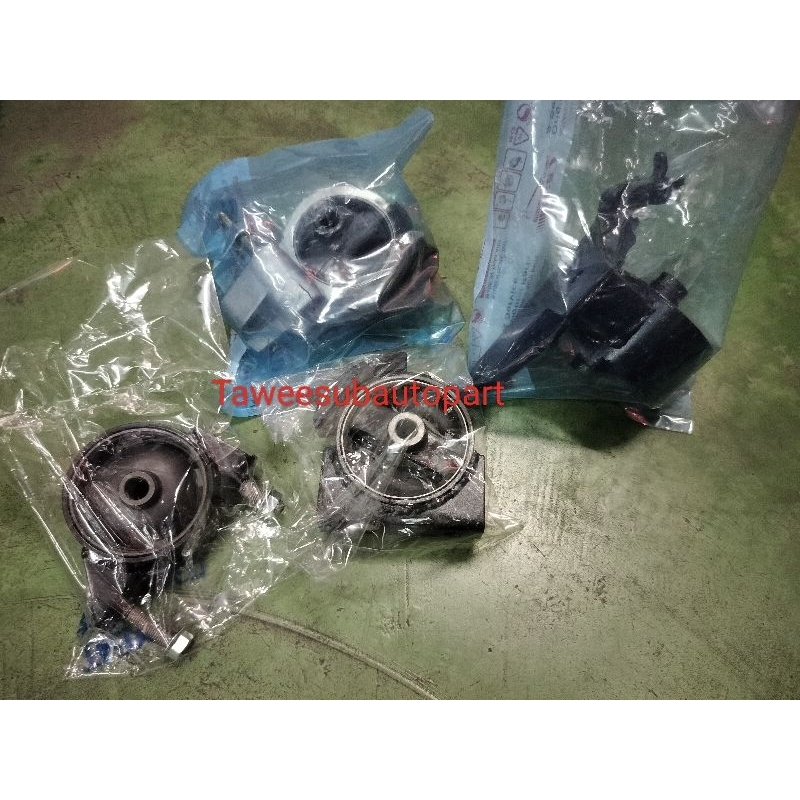 ยางแท่นเครื่อง + ยางแท่นเกียร์ AE92 1.6 4AF รุ่นคาบู 4ตัวชุด