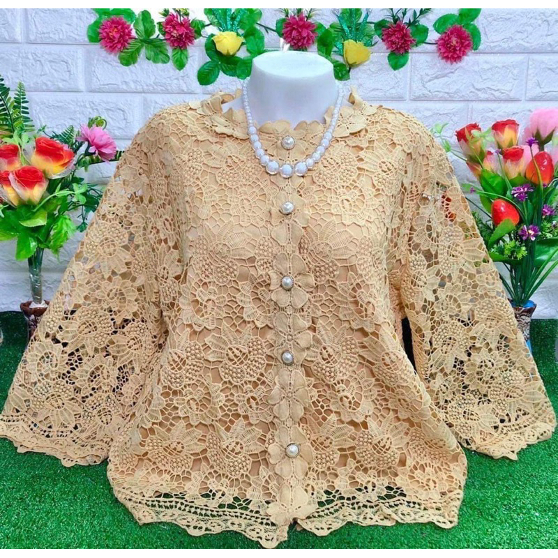 เสื้อลูกไม้ผ่าหน้าอก38-44-46-48ผ้านิ่มใส่สบายมีซับในทั้งตัวจ้า