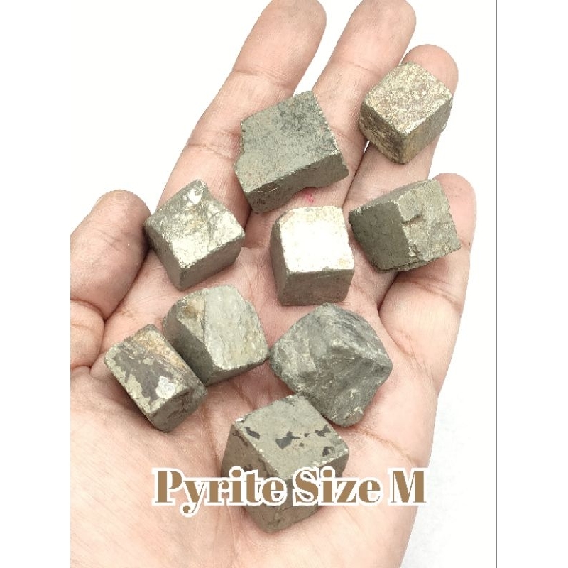 ไพไรต์ ก้อนดิบ ขนาด M ( Pyrite Size M ) 21-30 กรัม สีทองอร่ามสวยๆ น่าสะสม ราคาต่อชิ้น แบบสุ่มเเรนด้อม