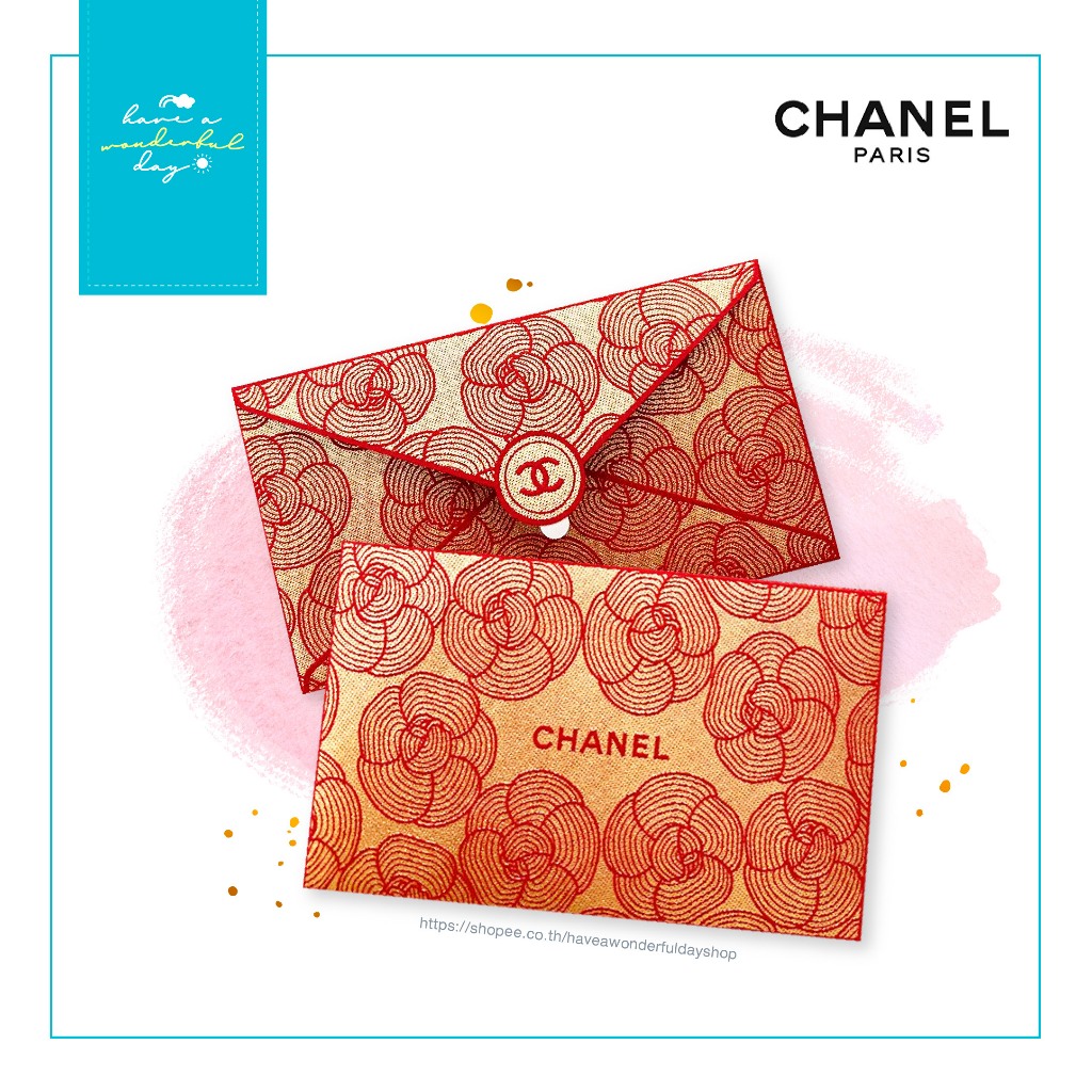 แท้ 💯% CHANEL 2023 Chanel gold camellia red packet with greeting card ขนาด 6.5 x 3.5 นิ้ว เหมาะสำหรับให้แนบเป็นของขวัญ
