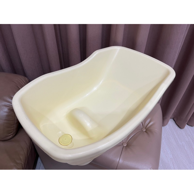 (290) อ่างอาบน้ำเด็ก กะละมังอาบน้ำ ของใช้เด็ก งานตู้ญี่ปุ่น ** มือสอง **