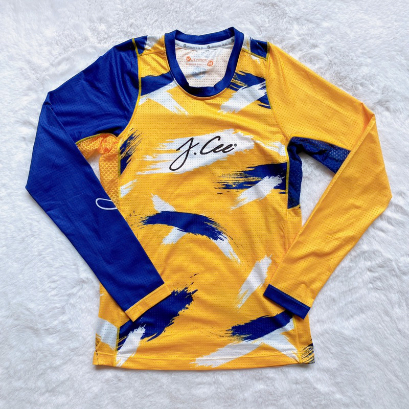 (มือสอง) เสื้อ Slimfit JCee แขนยาว ไซส์ M *** ซักเก็บไม่เคยใส่