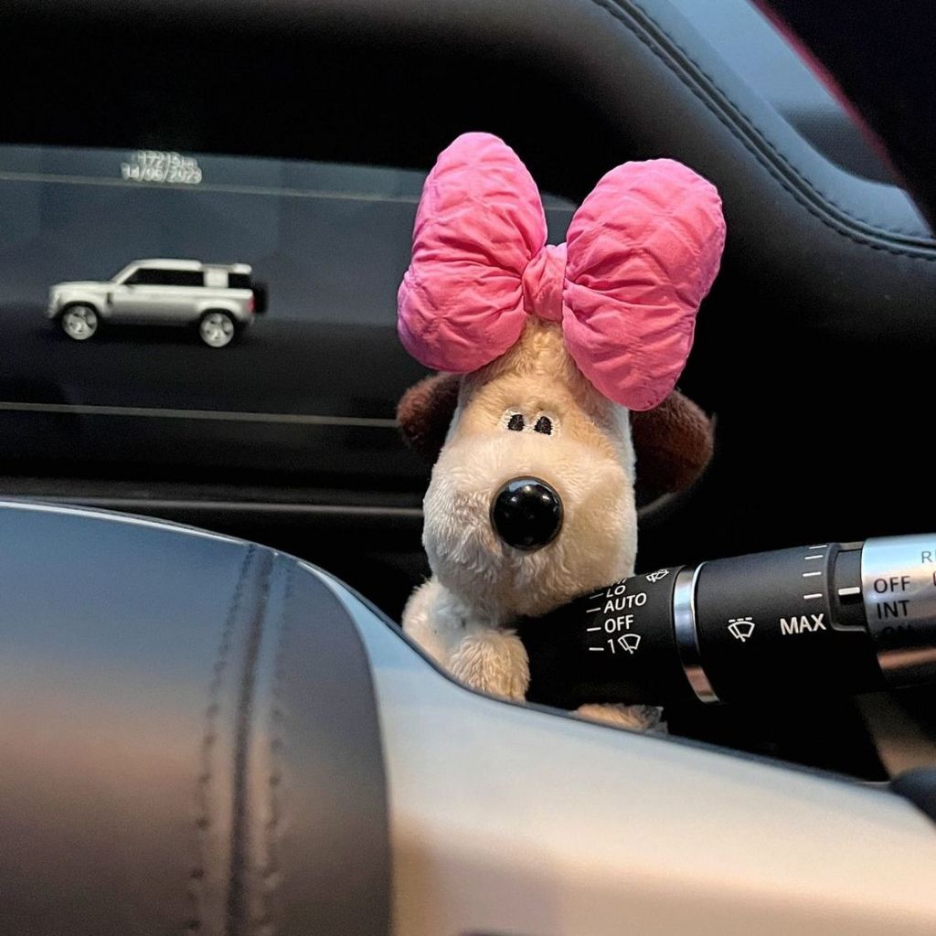 (พร้อมส่ง ) ตุ๊กตาเกาะไฟเลี้ยว ตุ๊กตาสุนัขน่ารัก สำหรับตกแต่งที่ปัดน้ำฝน