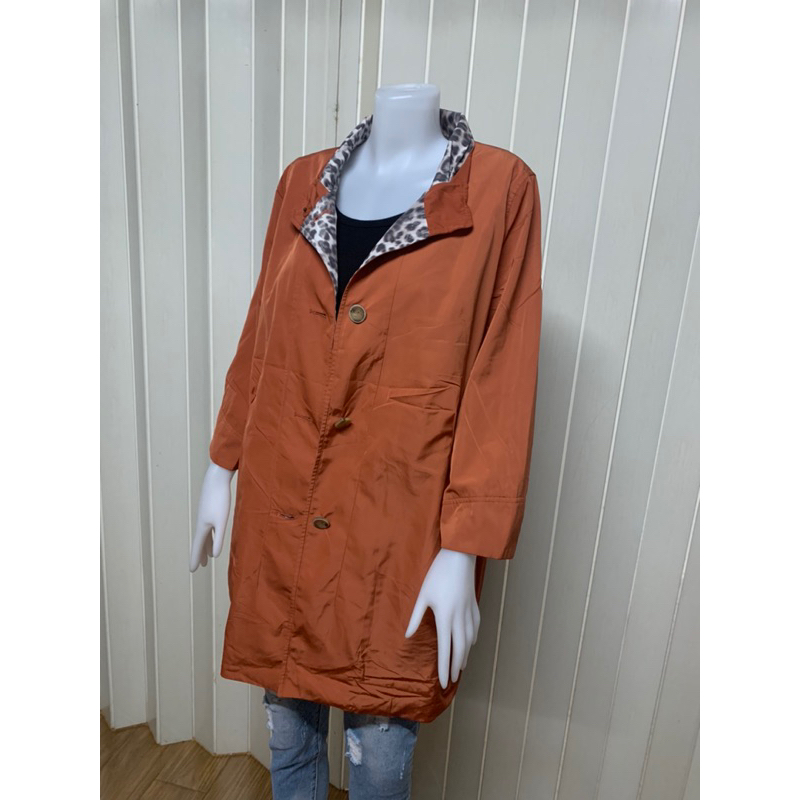 Trench coat เสื้อโค๊ท/แจ็คเก็ต กันฝนแฟชั่น มือสองสภาพใหม่