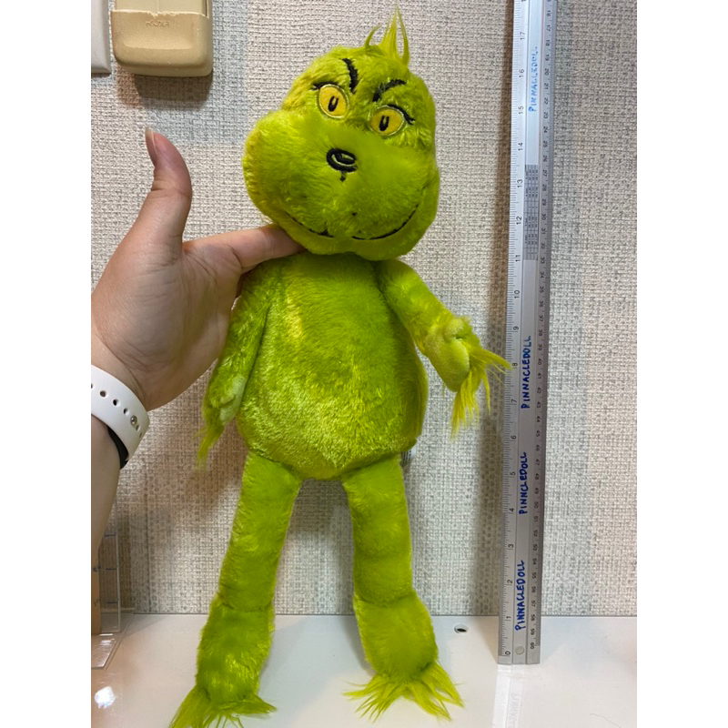 Dr. Seuss Grinch Kohls Cares Plush Stuffed Toy “The Grinch Who Stole Christmas” สภาพ98% ของแท้ค่ะ
