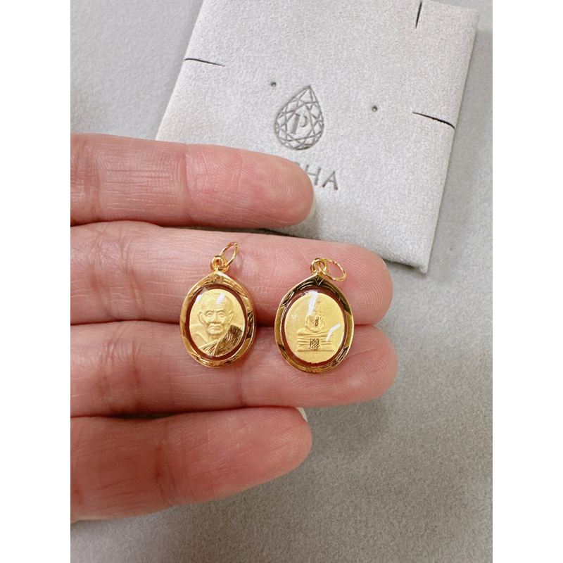 Pomotion ‼️จี้พระหลวงปู่ทวด,หลวงพ่อโสธร เลี่ยมกรอบ90% กรอบตัดลายสวยมากๆค่ะ
