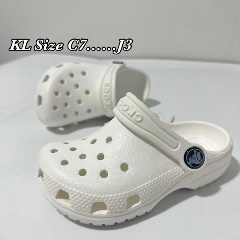 รองเท้าแตะสวมของเด็ก CS รุ่นใหม่ เบามาก นิ่ม ใส่สบาย มีพร้อมส่ง