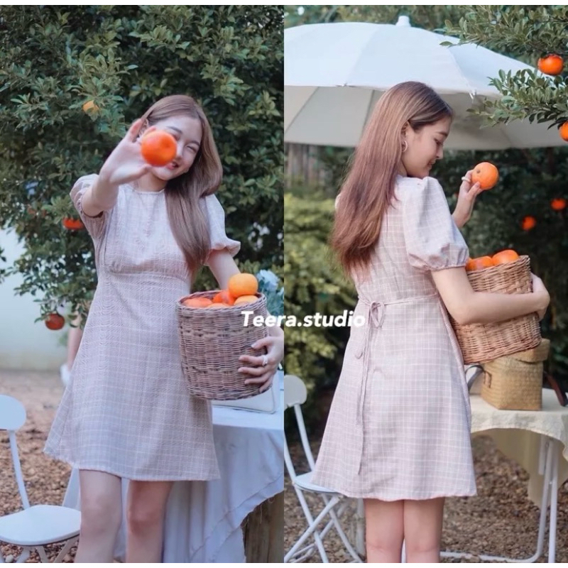 ส่งต่อ💐มินิเดรสคอกลมลายสก๊อต สีครีม จากร้าน teera.studio