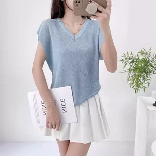 เสื้อไหมพรมผสมดิ้นเงินดิ้นทอง คอวี รุ่นแขนล้ำ นิ่ม ใส่สบาย แมทกับอะไรก็สวยงาม ใส่เที่ยวใส่ลำลองได้หมด296#