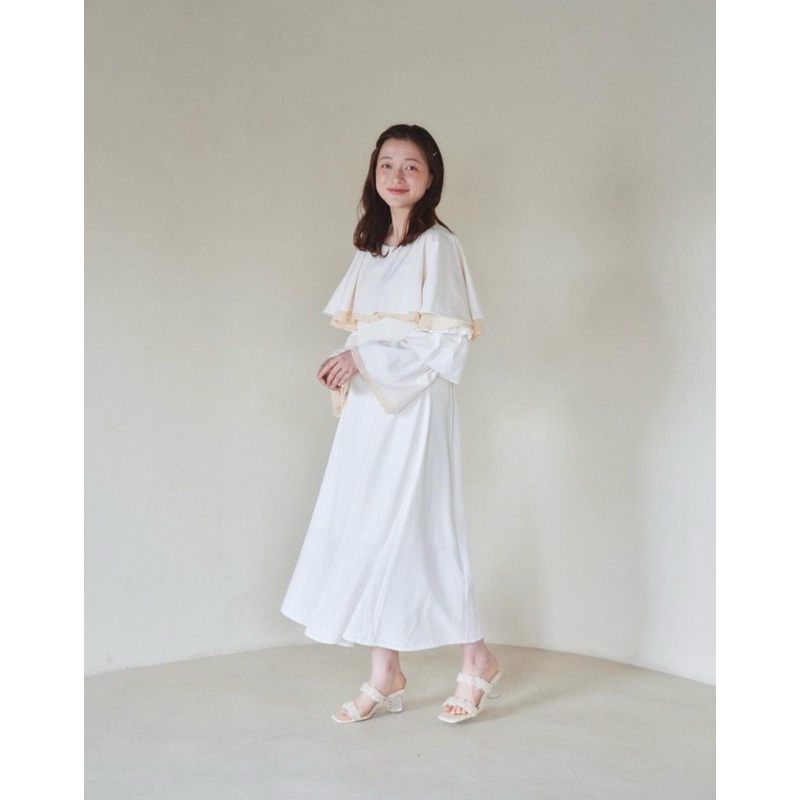 แบรนด์ Pomiii แท้ เดรสยาว มือ1ตัดป้าย ผ้า Polyester สีขาว
