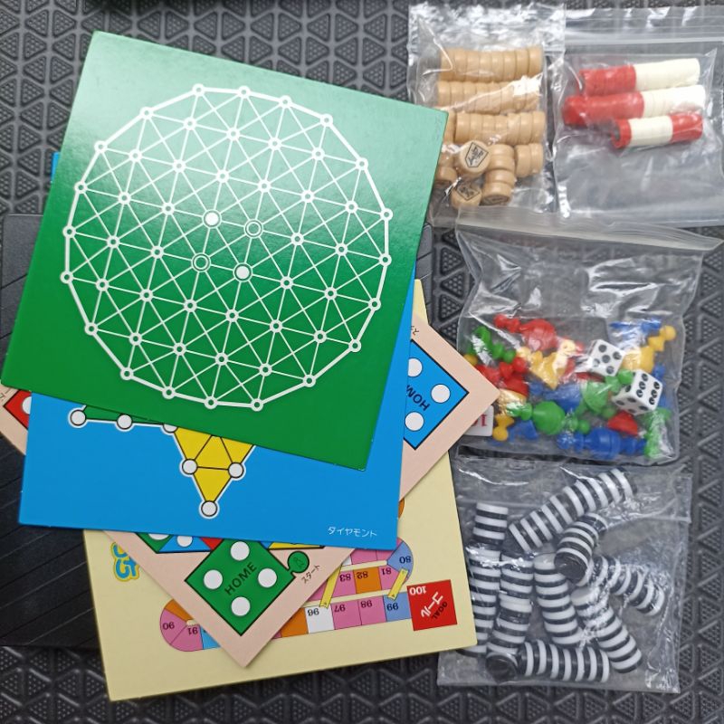 กล่องรวมเกมกระดานแบบพกพา 11 เกม หมากรุกญี่ปุ่น, Othello, Backgammon, Go, ฯลฯ บอร์ดเกมมือสองญี่ปุ่น