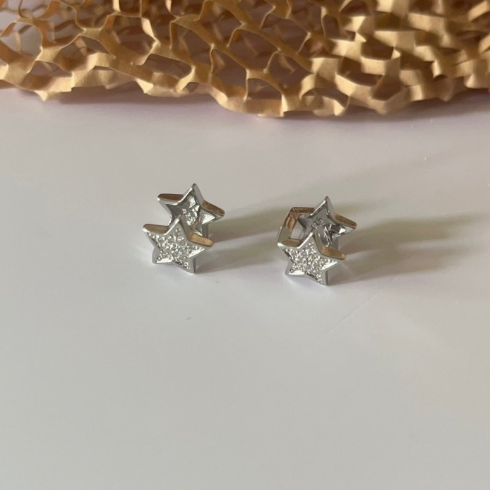 274-littlegirl gifts- Five star diamond ear clip s925