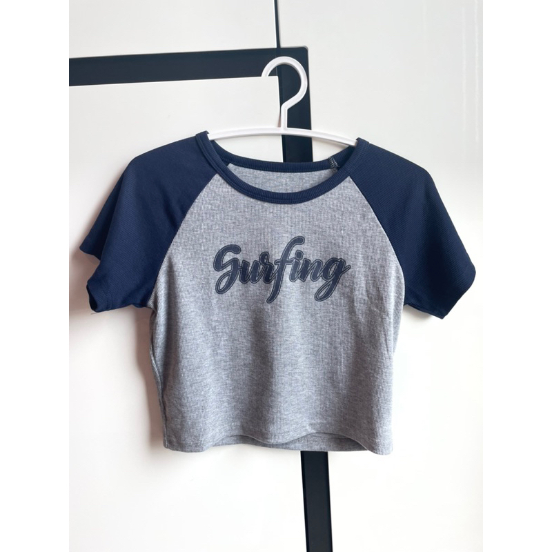 Shien เสื้อยืดผ้าร่อง สีทูโทนกรม-เทา มือ2