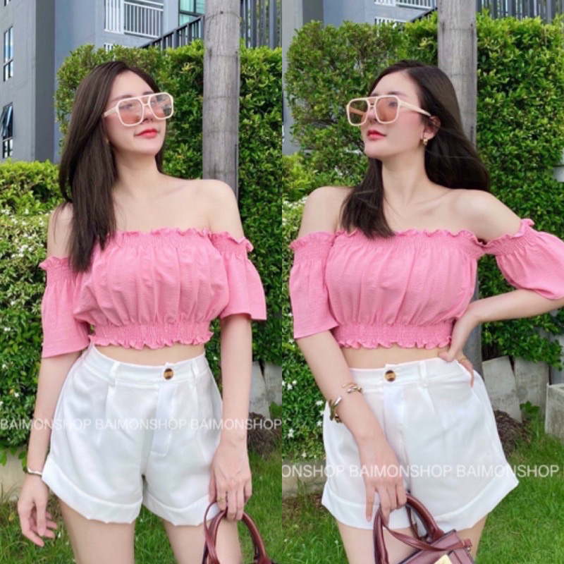 เสื้อครอป เสื้อเปิดไหล่ ผ้าคอตตอน เป็นเกาะเย็บต่อแขนทรงกระดิ่ง รุ่นนี้กำลังฮิตมากเลยนะคะ - รูปที่ 5