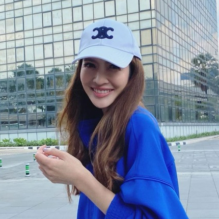 ??หมวกเบสบอล CE แบบแม่แอฟใส่ โลโก้กรม แก็ปรุ่นLISA BLACKPINK พร้อมส่ง งานเทียบแท้??