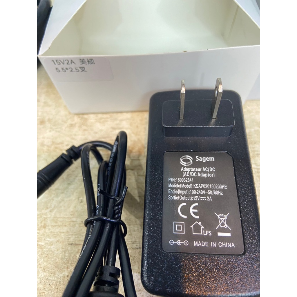 ส่งจากไทย AC/DC Adapter 15V 2A หัว 5.5x2.5 mm. อะแด๊ปเตอร์ ที่ชาร์จ ที่ชาร์ท กล้องวงจรปิด โปรเจคเตอร์ อื่นๆ