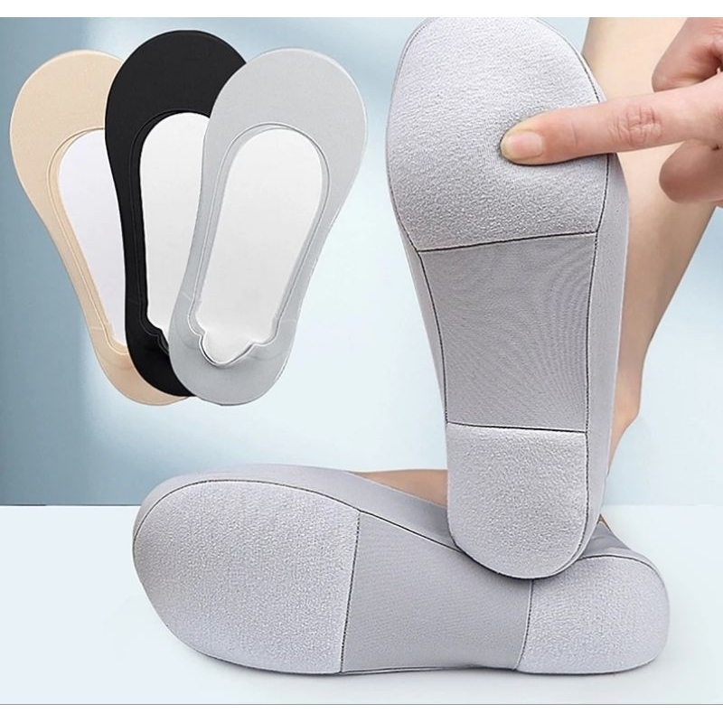 ถุงเท้า3D บุพองน้ำที่ส้นเท้าและจมูกเท้า 1คู่ pair เดินไม่เจ็บเท้า มีซิลิโคนกันหลุดที่ขอบด้านหลัง ฟรีไซส์ เดินนุ่ม สวม